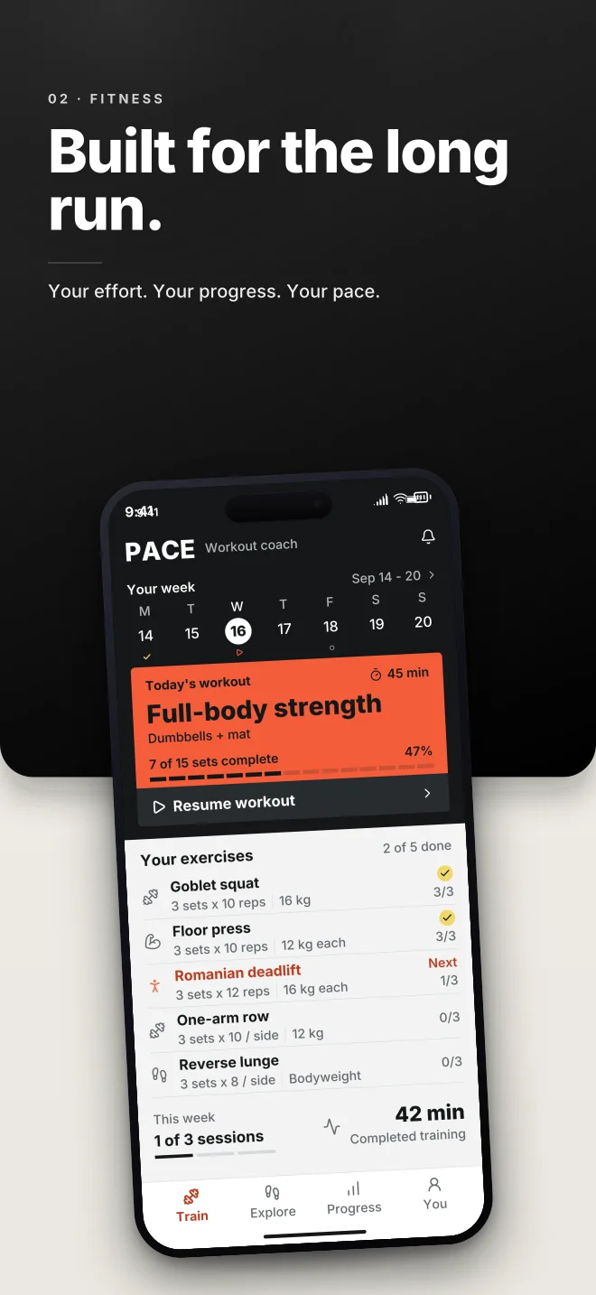 Carbon palette in Split Bold, a fictional fitness app screenshot example